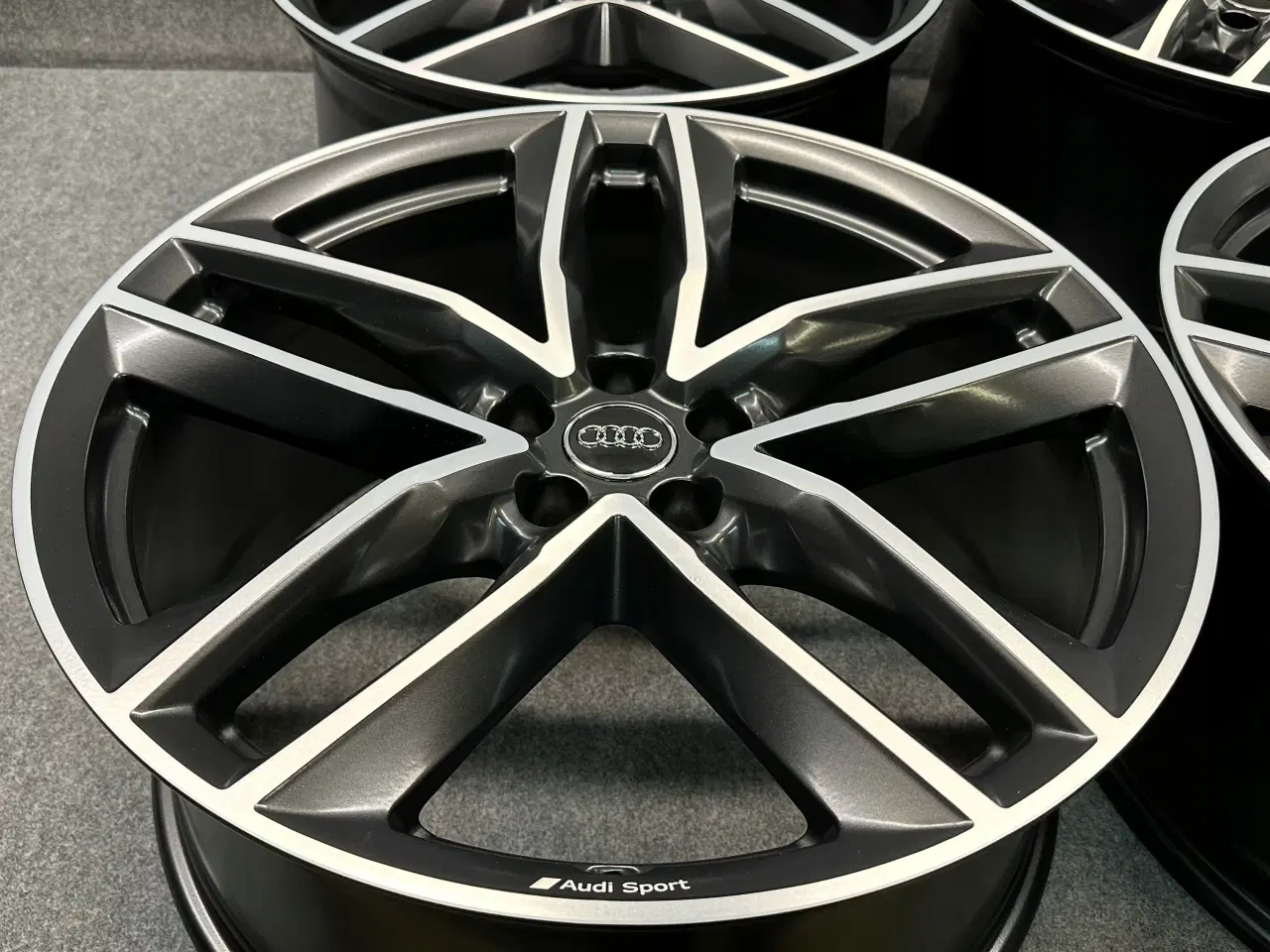 Billede 5 - AUDI Q7 4M 4M0 21” 5x112 21 9.5" x 21" 5x112 ET 31