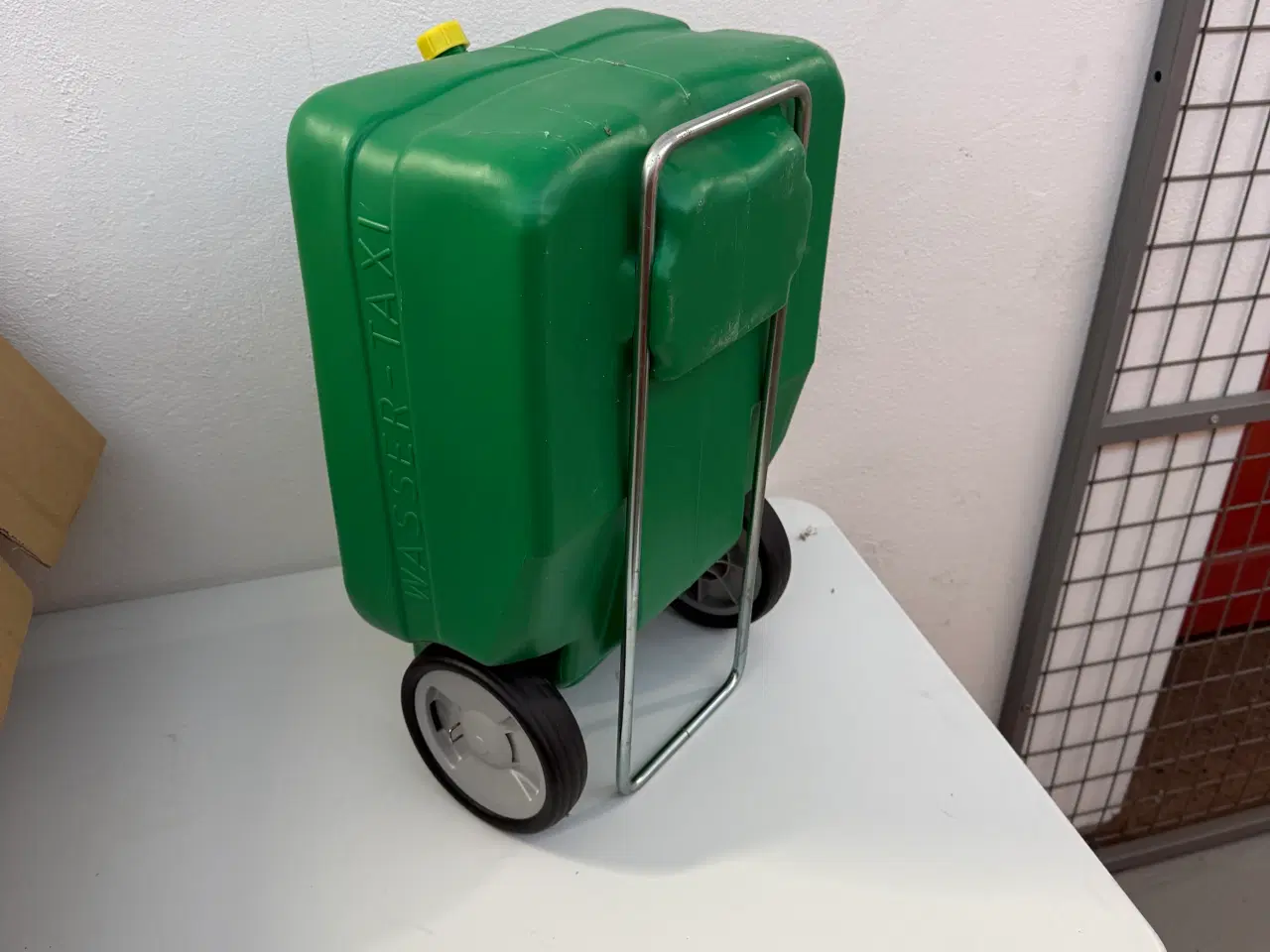 Billede 2 - Spildevandstank 25L