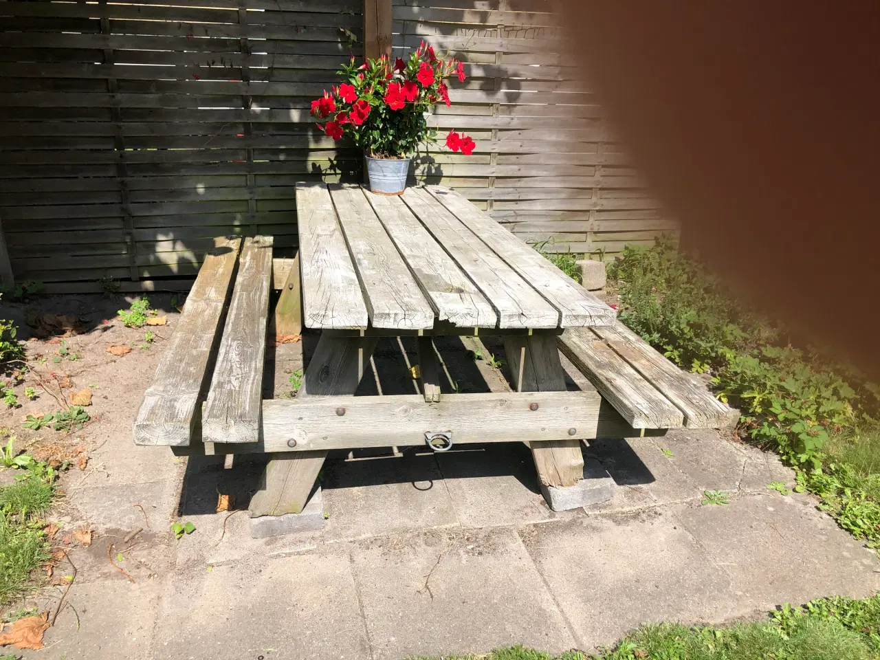 Billede 1 -  gratis havebord/bænk 
