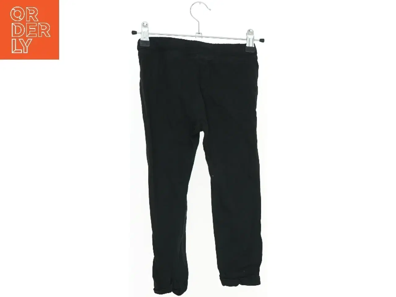 Billede 2 - Sorte sweatpants fra H&M (str. 104)