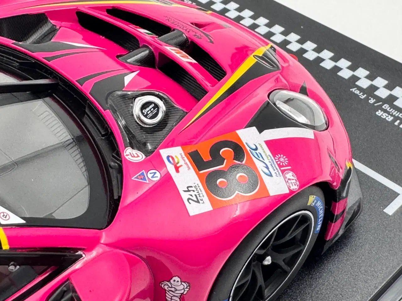 Billede 11 - 2023 Porsche 911 GT3 RSR - Michelle Gatting - 1:18