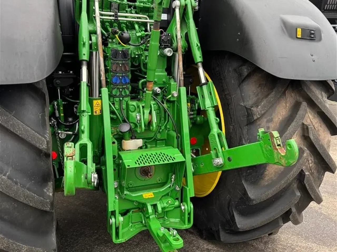 Billede 13 - John Deere 6215R KUN 900 TIMER! EKSTREM FLOT!