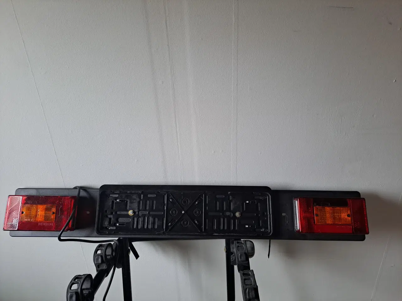 Billede 1 - lygtebom