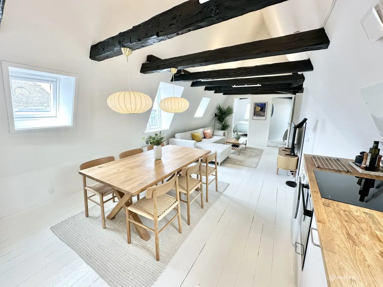 Billede 1 - Komplet nyrenoveret 100 m2 øverst oppe udsigt til Runde Tårn