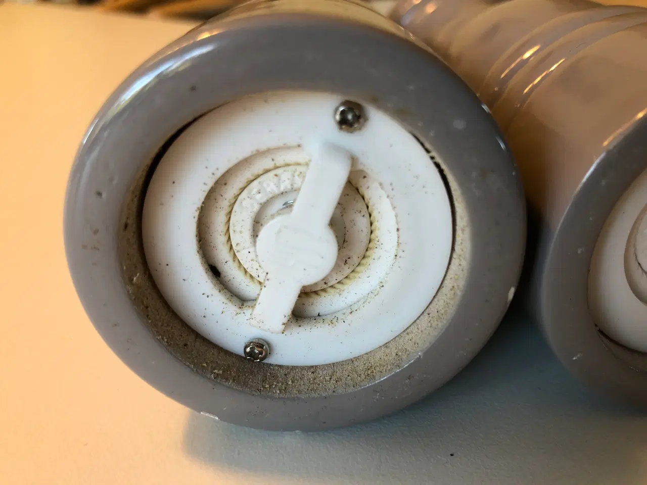 Billede 8 - Salt og peber kværn i blank grå