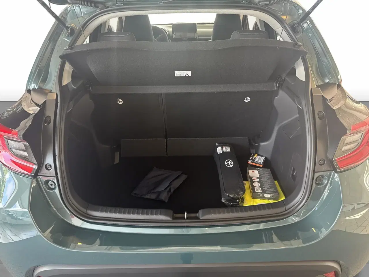 Billede 11 - Toyota Yaris 1,5 Hybrid Style 116HK 5d Trinl. Gear