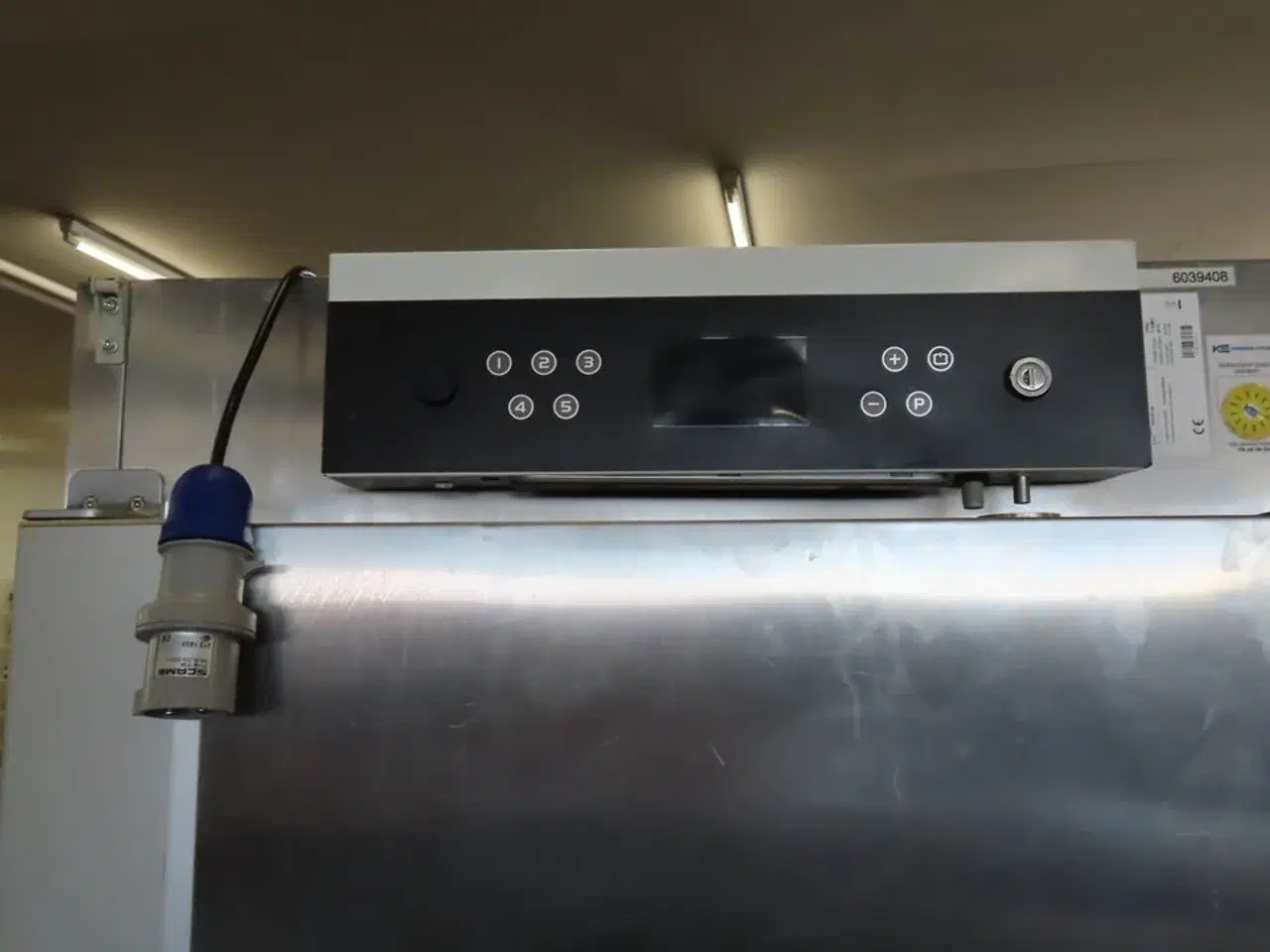 Billede 4 - Køleskab GRAM Eco Midi F 82 CCG