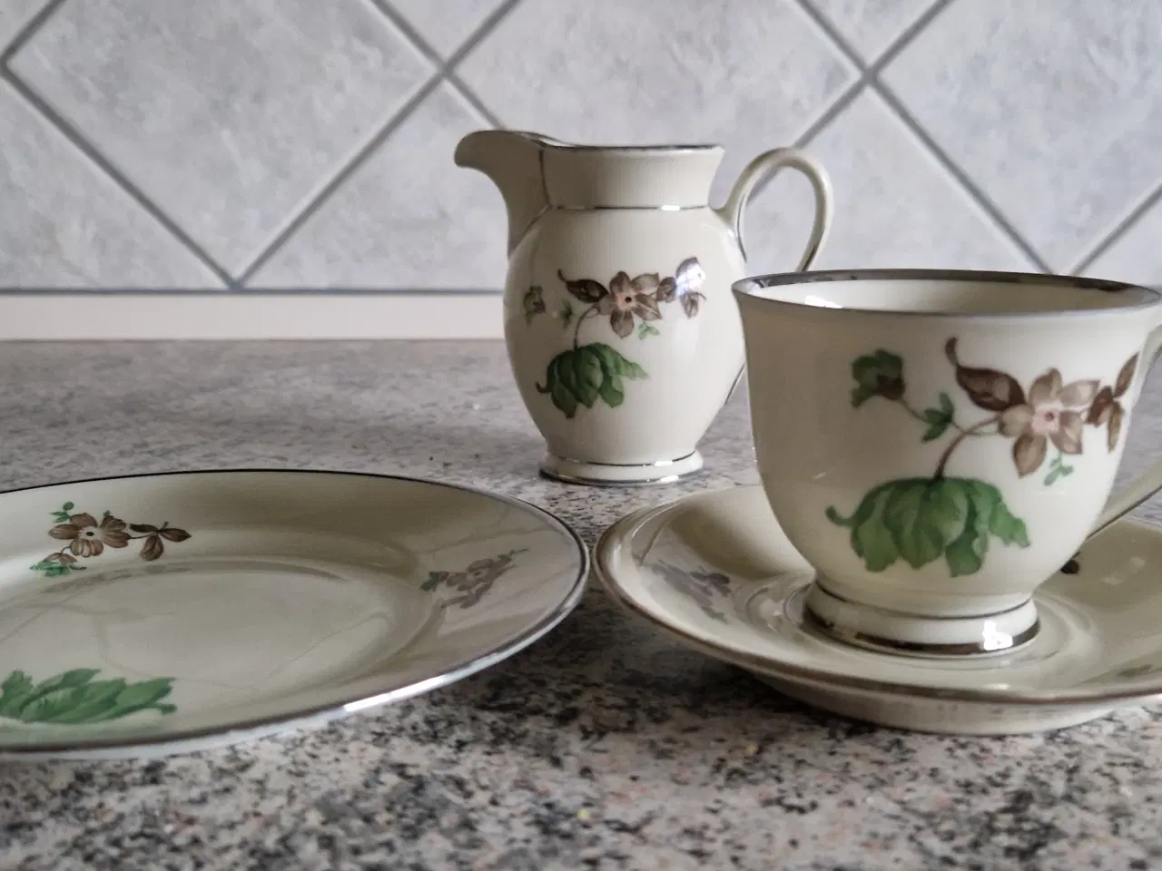 Billede 1 - Grøn vallø Københavns porcelæn kaffestel