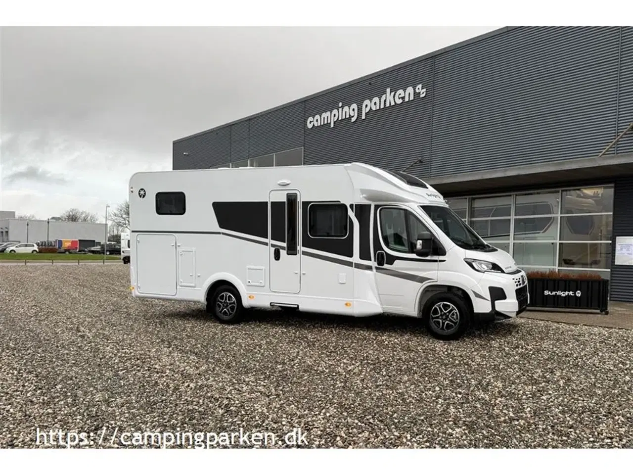 Billede 1 - 2026 - SunLight   Sunlights populære model med enkeltsenge, Adaptiv fartpilot, automatgear og sænkeseng