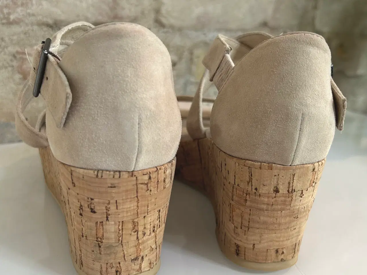 Billede 3 - Kilehæls sandal