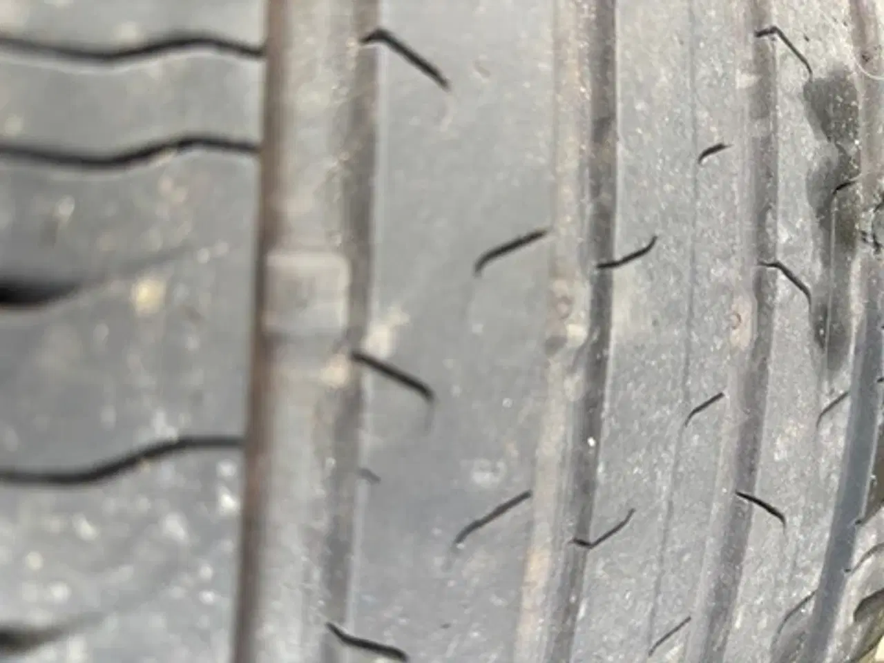 Billede 6 - 4 Alu fælge med super dæk