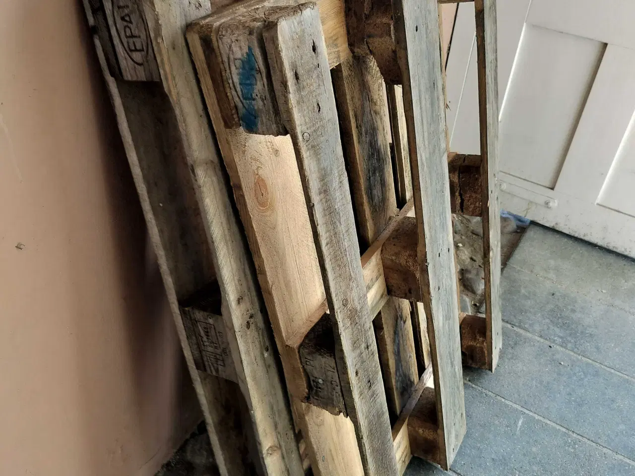 Billede 2 - 2 stk transport paller 