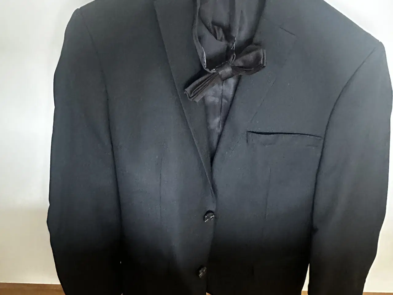 Billede 1 - Jakkesæt til konfirmation