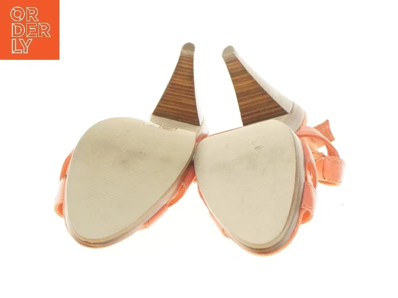 Billede 3 - Orange sandaler med stilet hæl fra H&M (str. 38 )