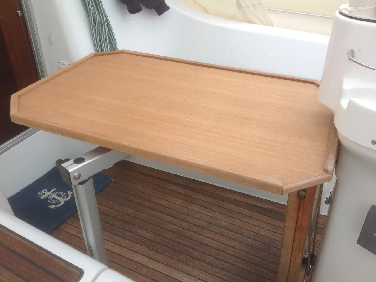Billede 3 - Cockpitbord (teak), med bordsystem.