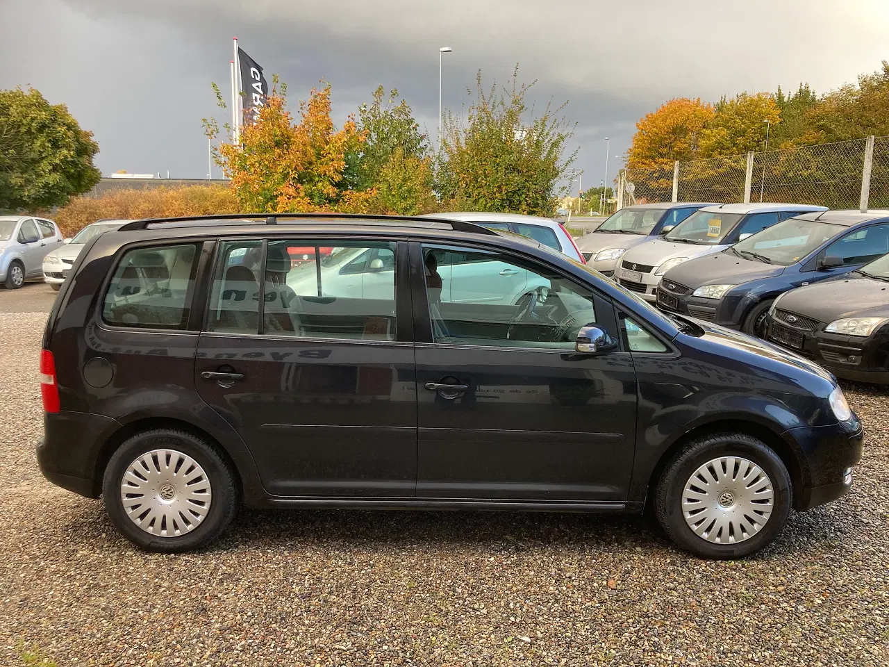 Billede 2 - VW Touran Nysyn 7 Personsbil