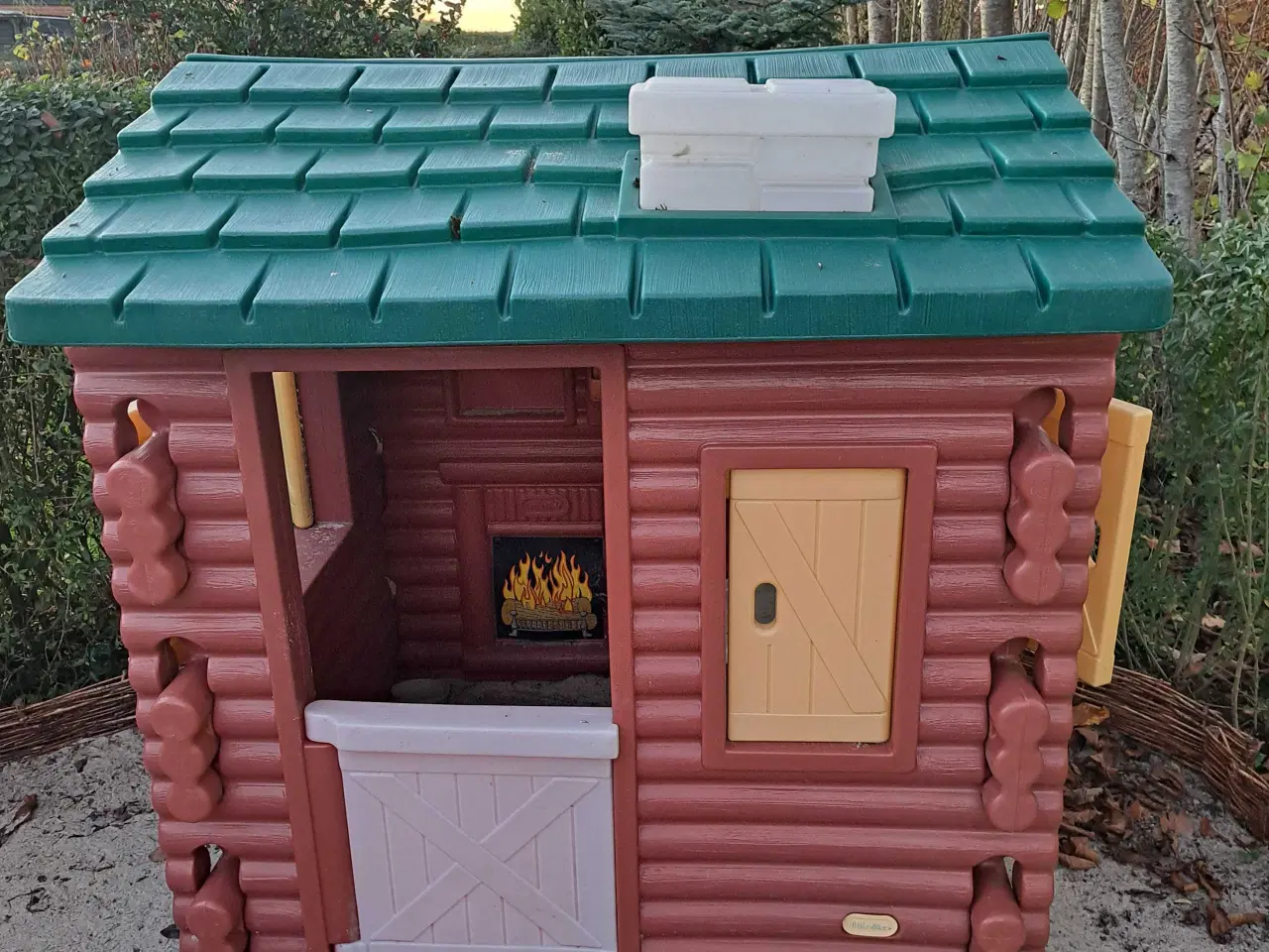 Billede 1 - Fint Legehus