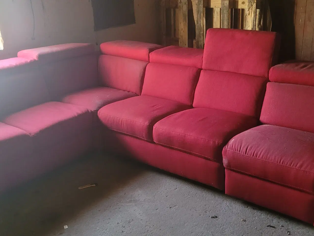 Billede 1 - Hjort knudsen  sofa i rød 