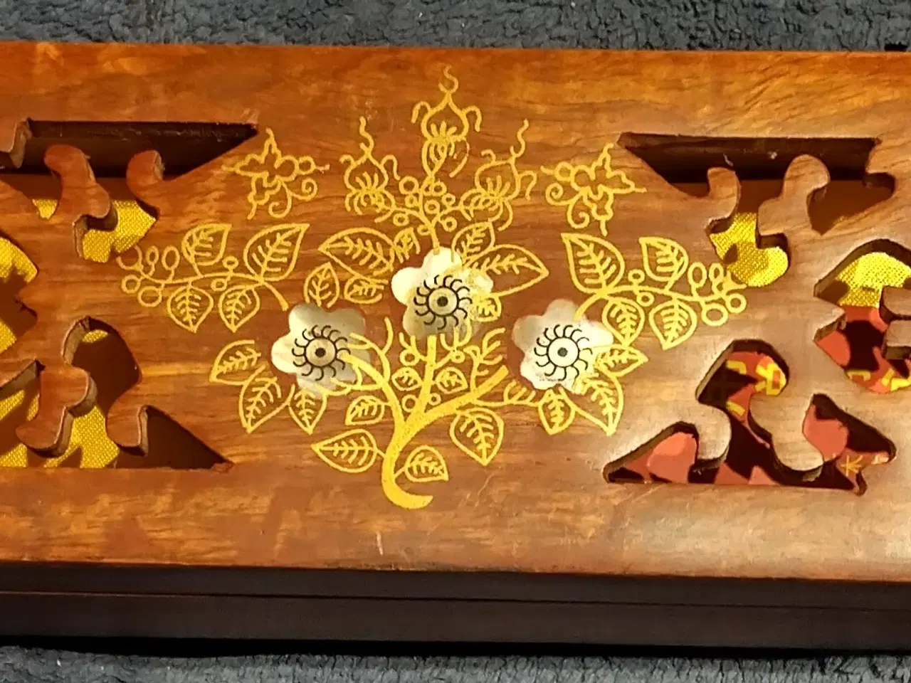 Billede 1 - Spisepinde med ender i metal med gravering