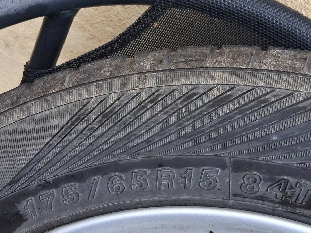 Billede 3 - Vinterhjul med alufælge