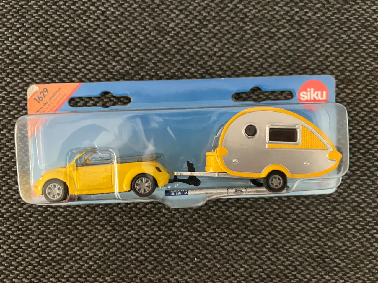 Billede 2 - Siku bil med campingvogn  