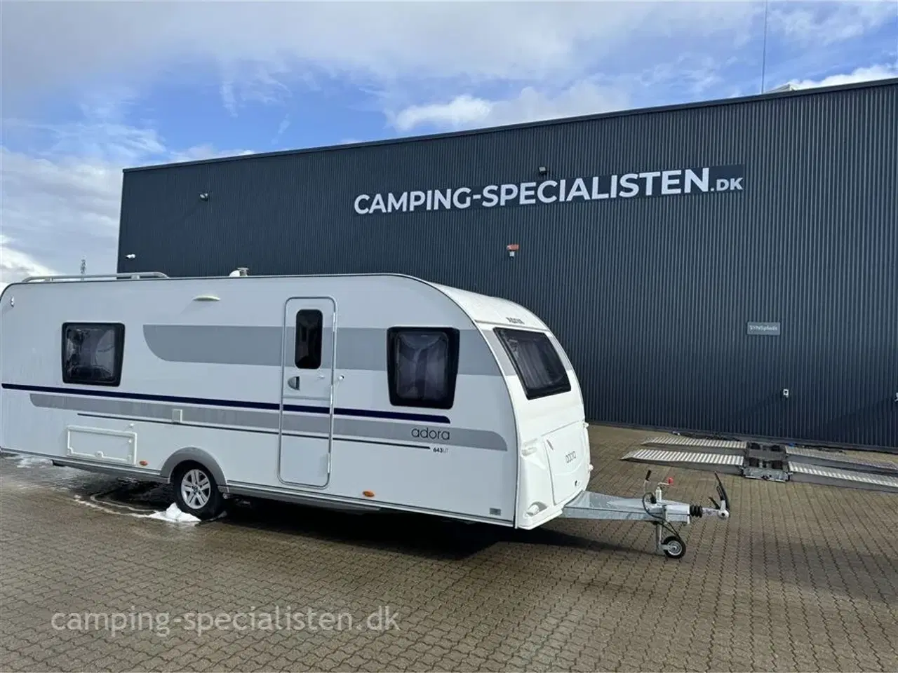 Billede 2 - 2013 - Adria Adora 643 UT   2013 Adria Adora 643 UT - Dobbeltseng - Se den hos Camping-Specialisten.dk