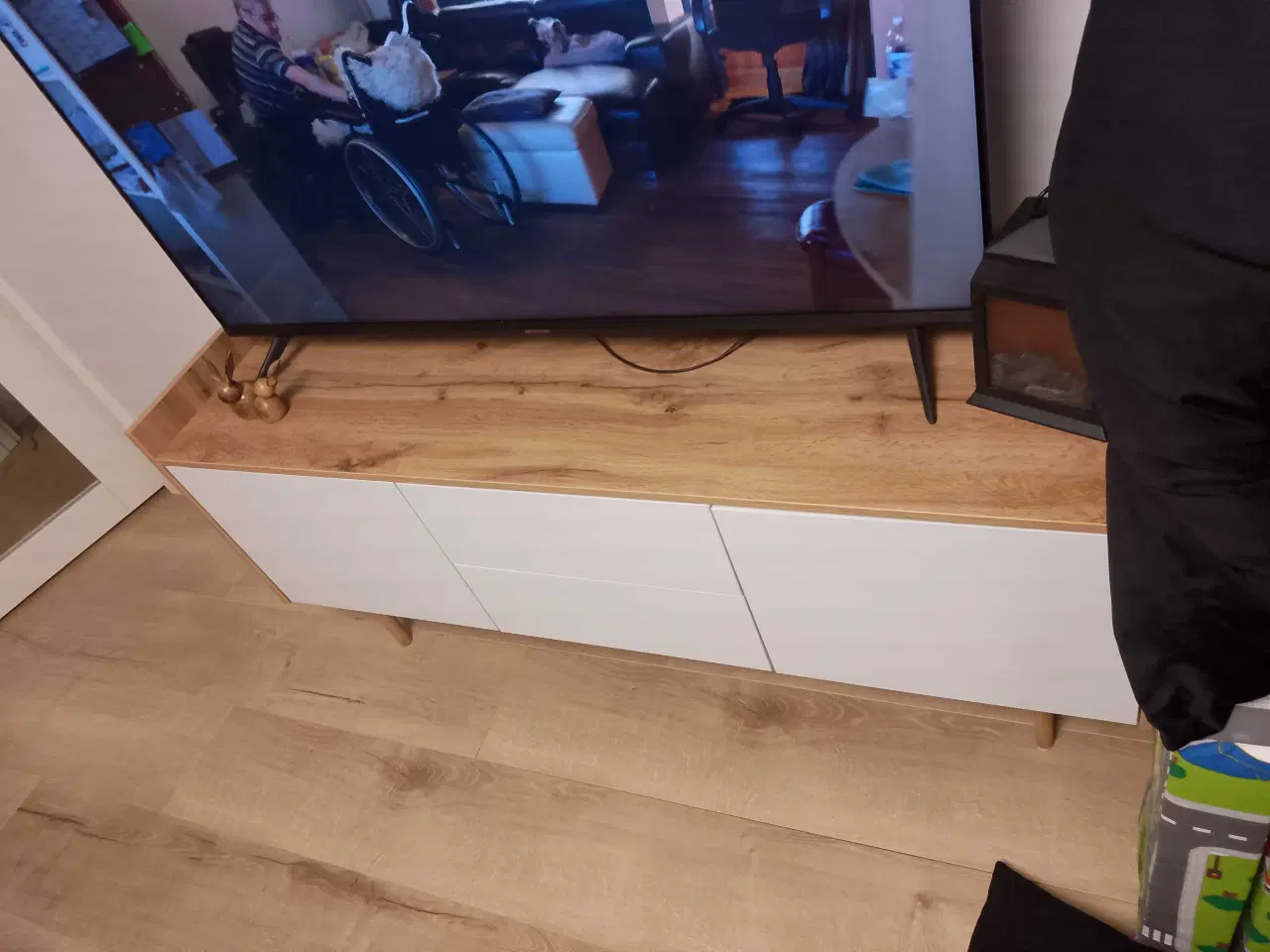 Billede 3 - Tv bord 