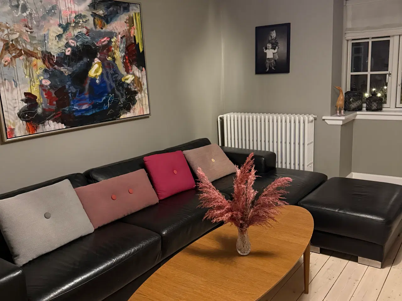 Billede 2 - Lædersofa med chaiselong og puf