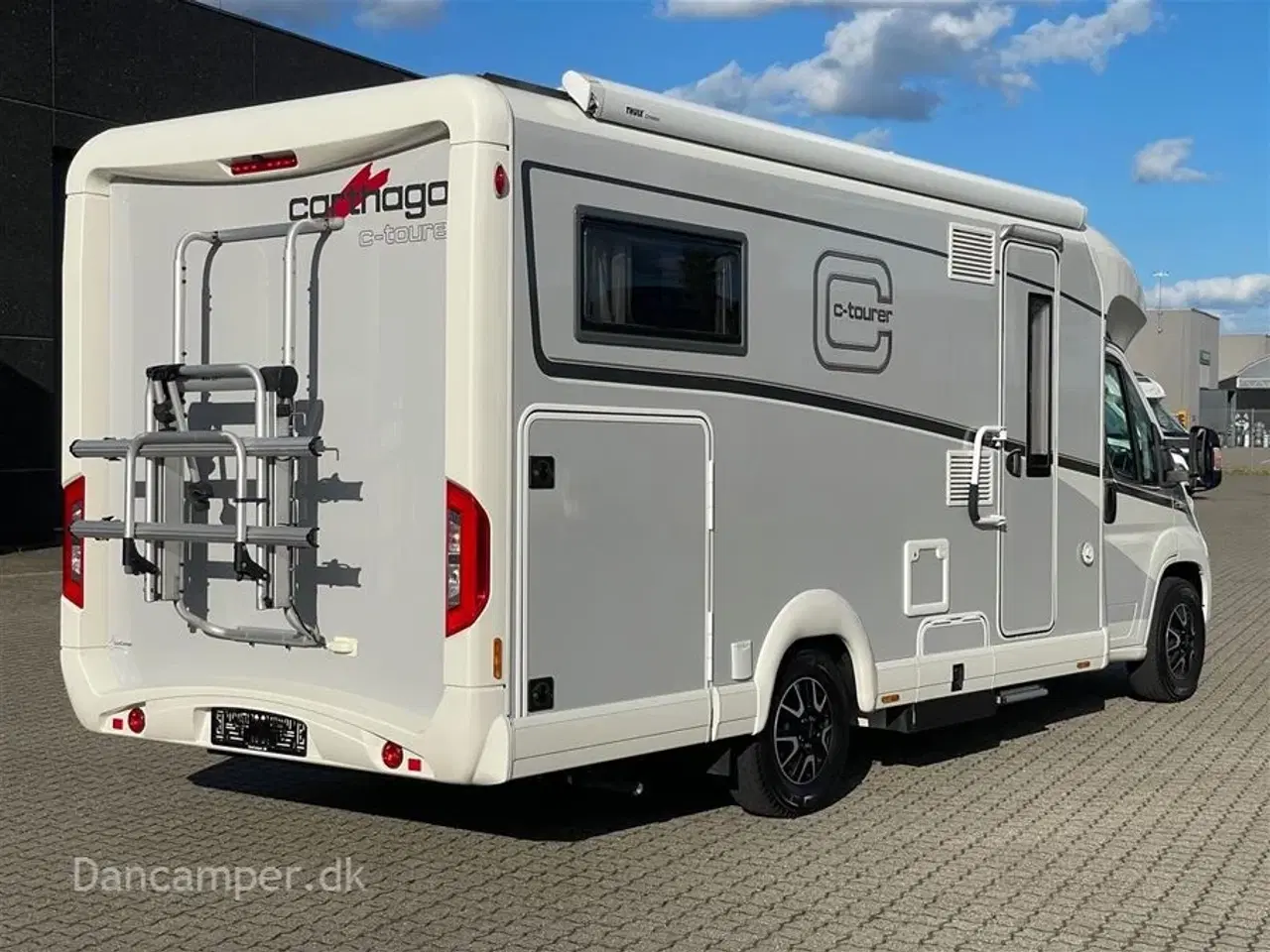 Billede 2 - 2020 - Carthago c-tourer T 144 LE   Luksus helårscamper med enkeltsenge , Automatgear