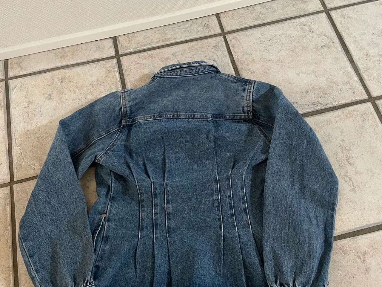 Billede 5 - Jakker og vest XS . Nyt Pr.Stk 50kr