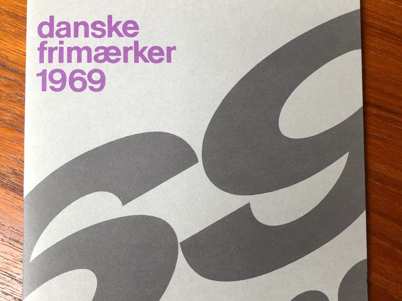 Billede 1 - Frimærke årsmappe DK 1969