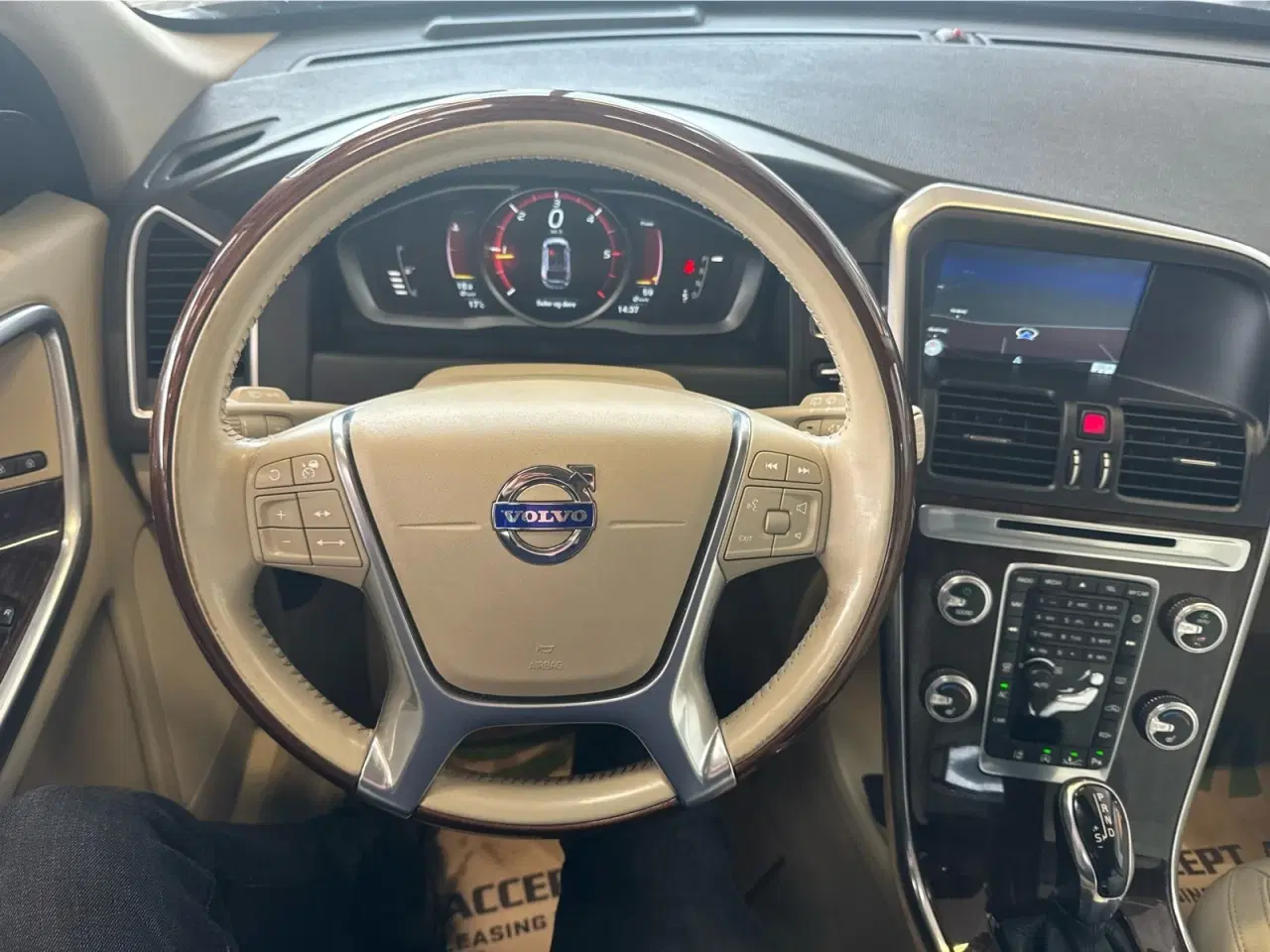 Billede 15 - Volvo XC60 2,0 D4 181 Summum aut.