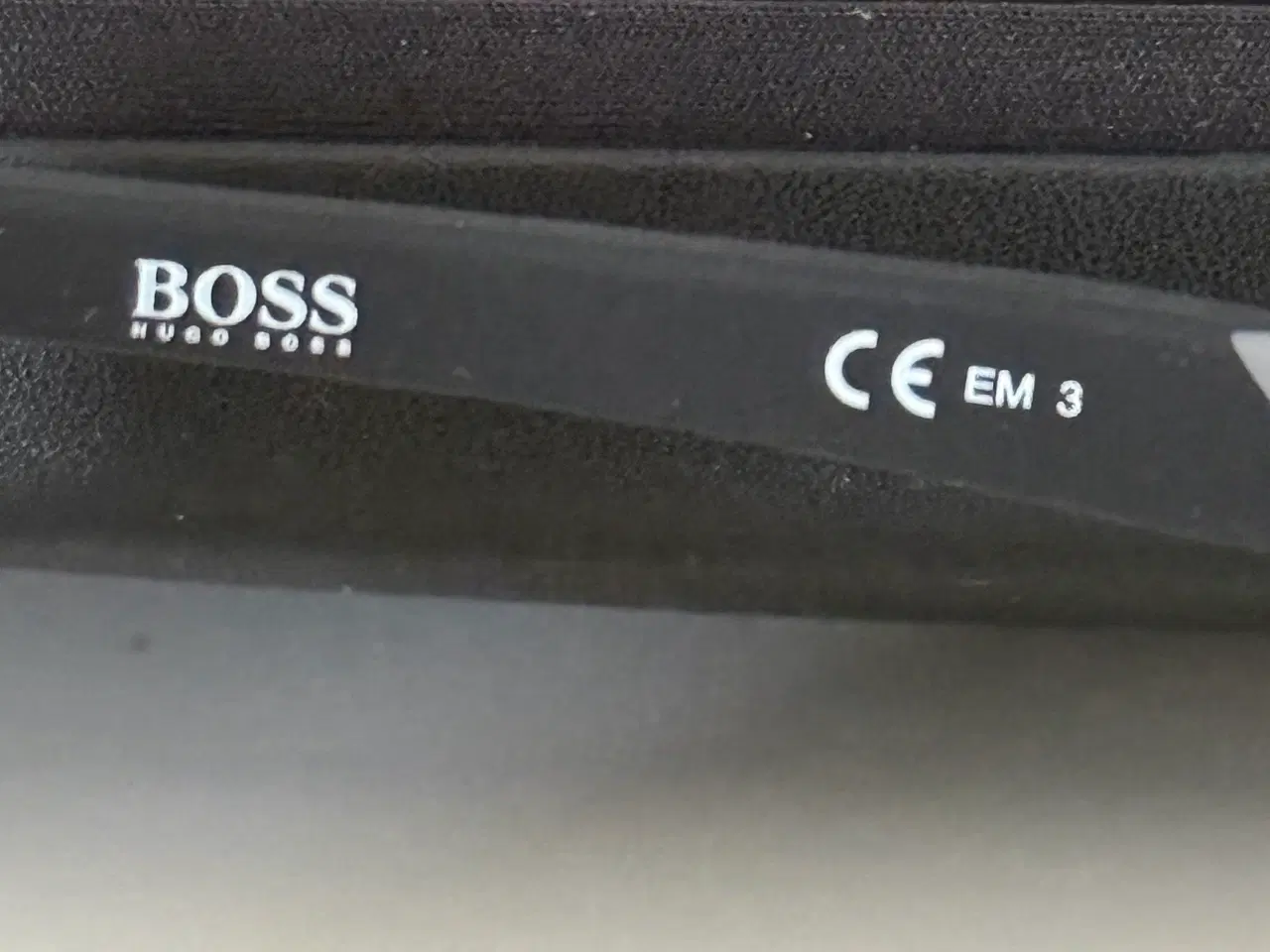 Billede 10 - Nye sort/grå Hugo Boss solbriller