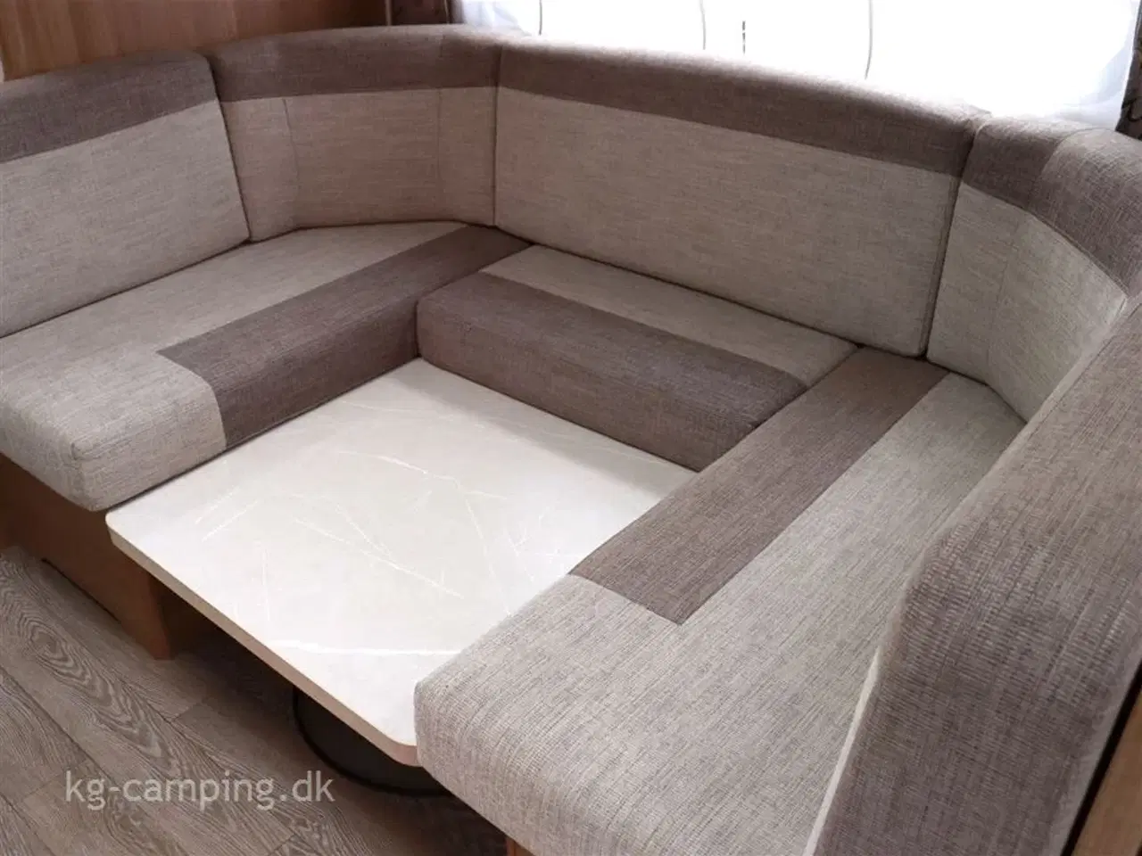 Billede 8 - 2020 - Hobby De Luxe 545 KMF Velholdt 3-køjers vogn fra Hobby.