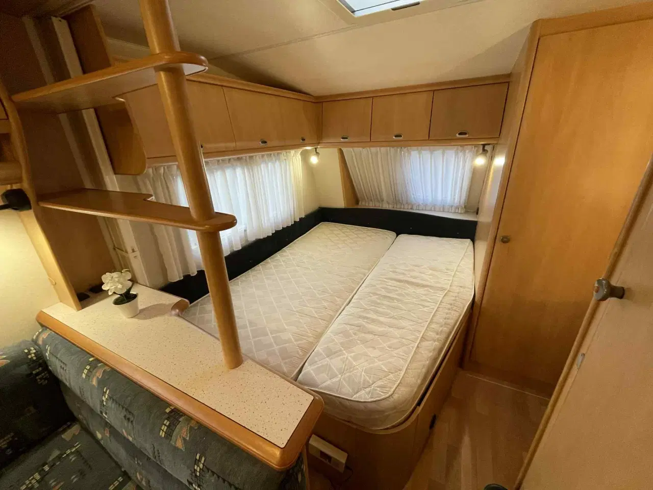 Billede 10 - 2004 - Hobby De Luxe 560 Kmfe