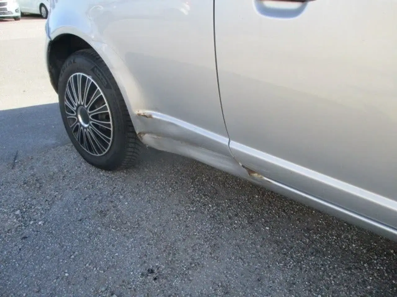Billede 4 - Toyota Yaris 1,3 Luna