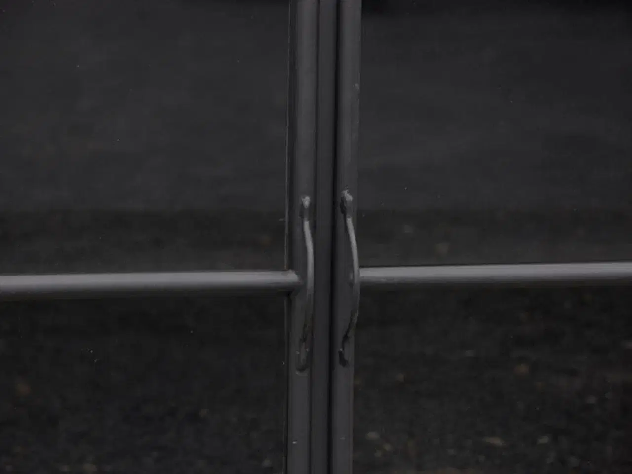 Billede 4 - Nyt DOOM Industriel skaænk i jern og glas