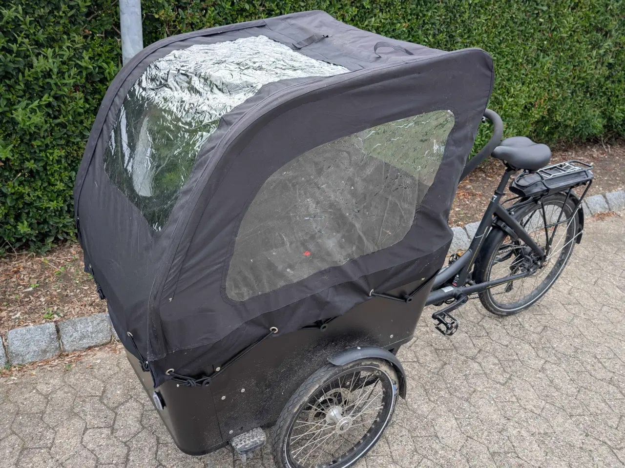 Billede 1 - Nyt hjem søges til ladcykel 