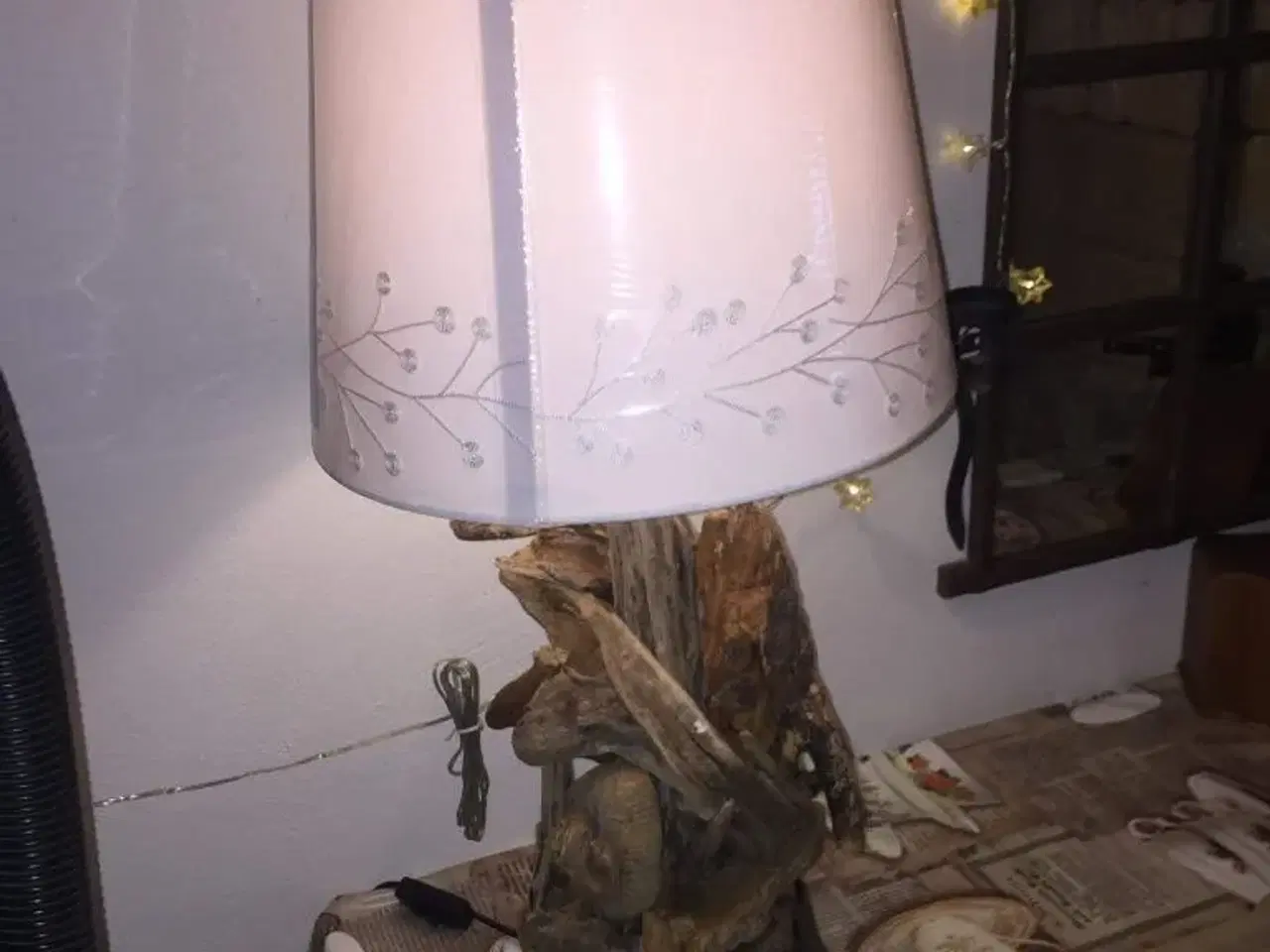 Billede 2 - Bordlampe af drivtømmer