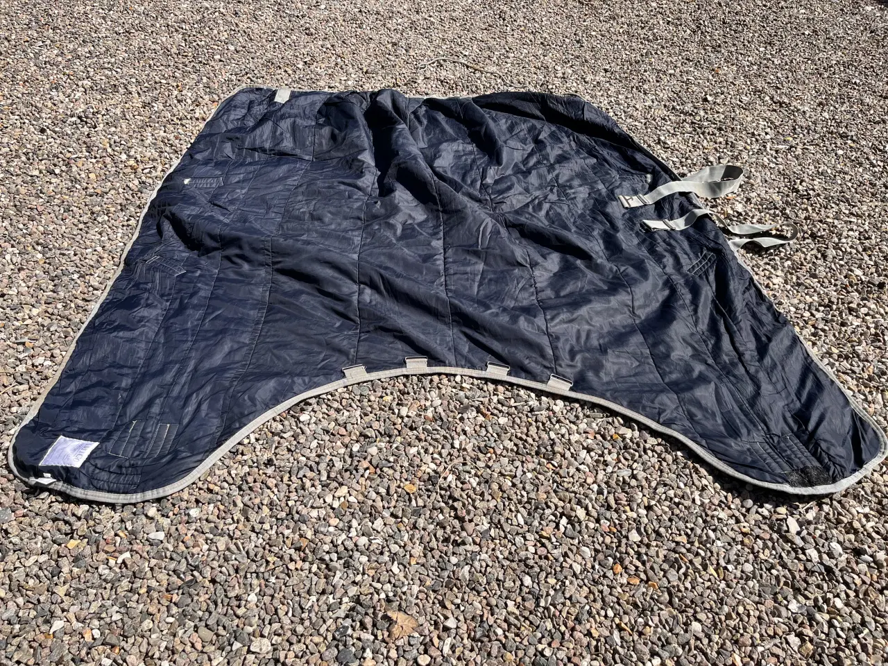 Billede 2 - Horseware Amigo insulator/stalddækken 140, 200g