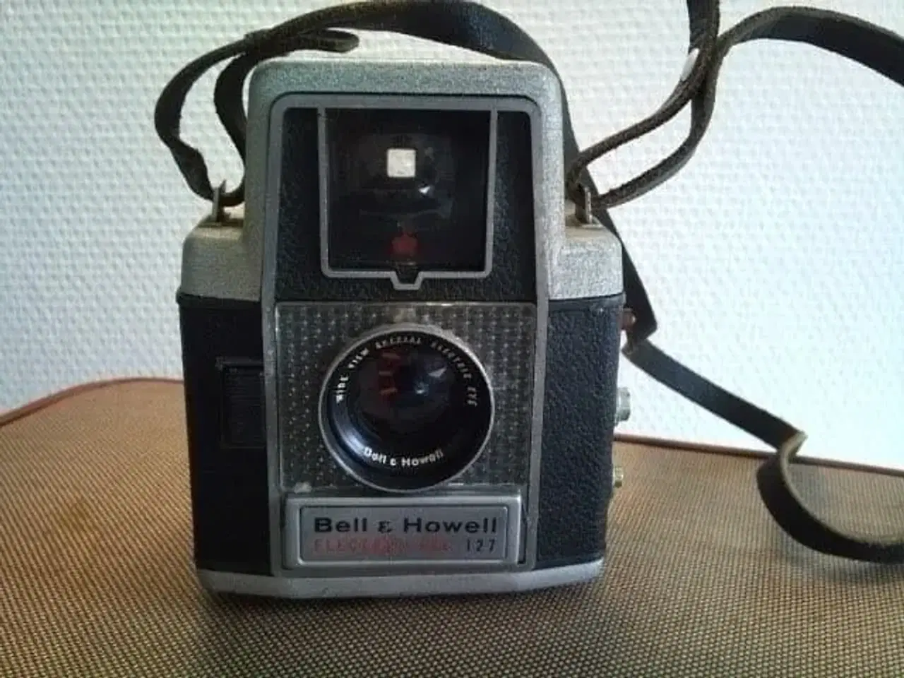 Billede 1 - Gammelt kamera - Bell & Howell