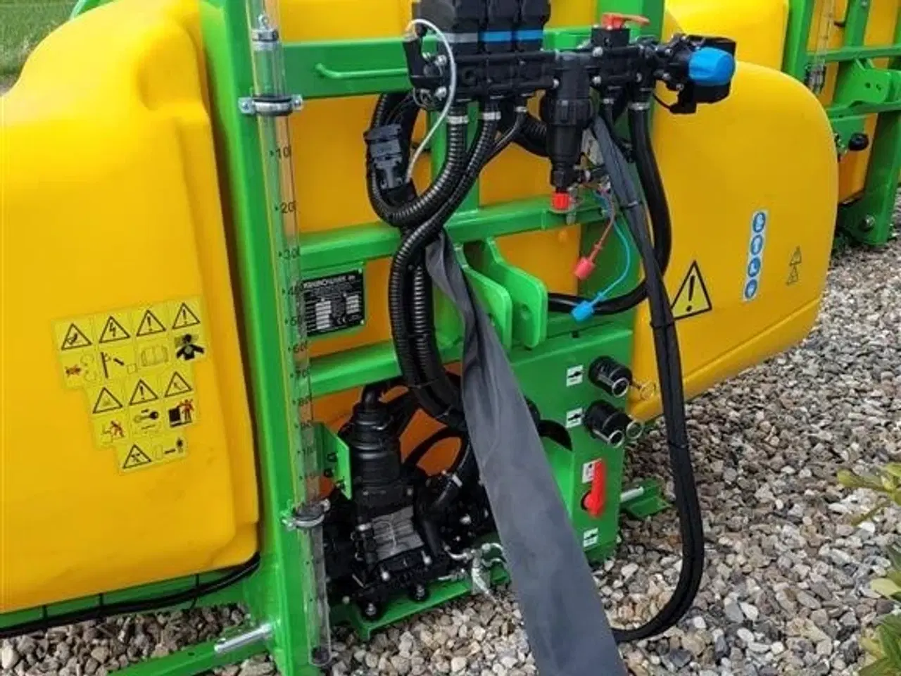 Billede 8 - - - - 1500 l plus rentvandstank