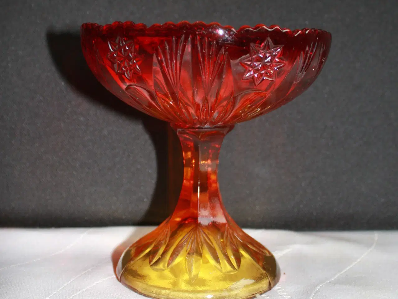 Billede 3 - Kandisskål af rødt glas