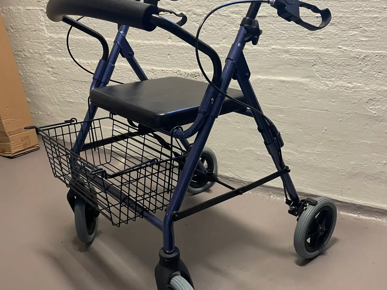 Billede 1 - Ny Rollator gangstativ 