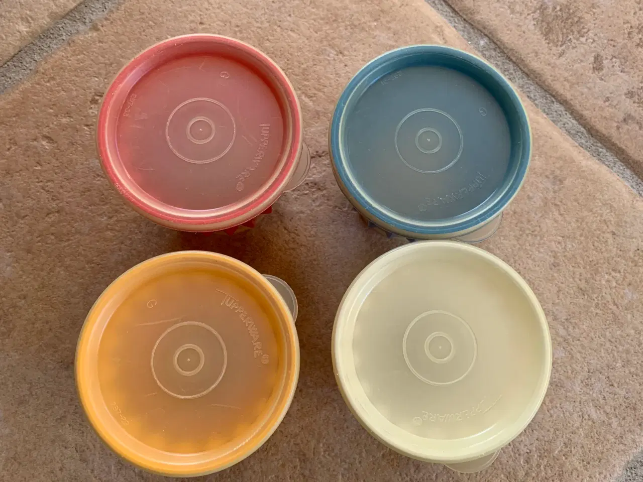 Billede 3 - Tupperware is forme 4 stk 