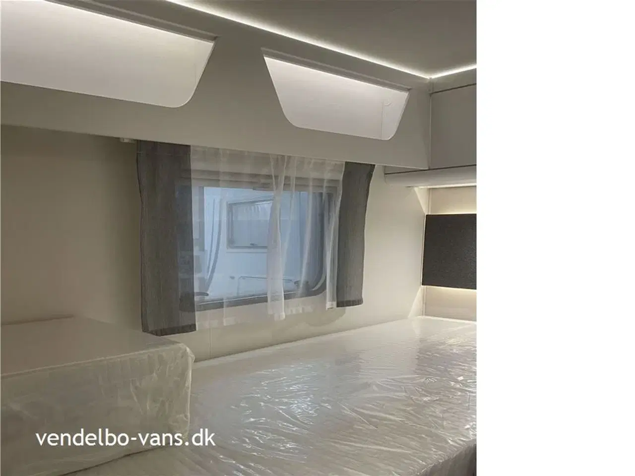 Billede 12 - 2026 - SunLight T 67   Enkeltsenge + hæve/sænkeseng 5.S. sele plads