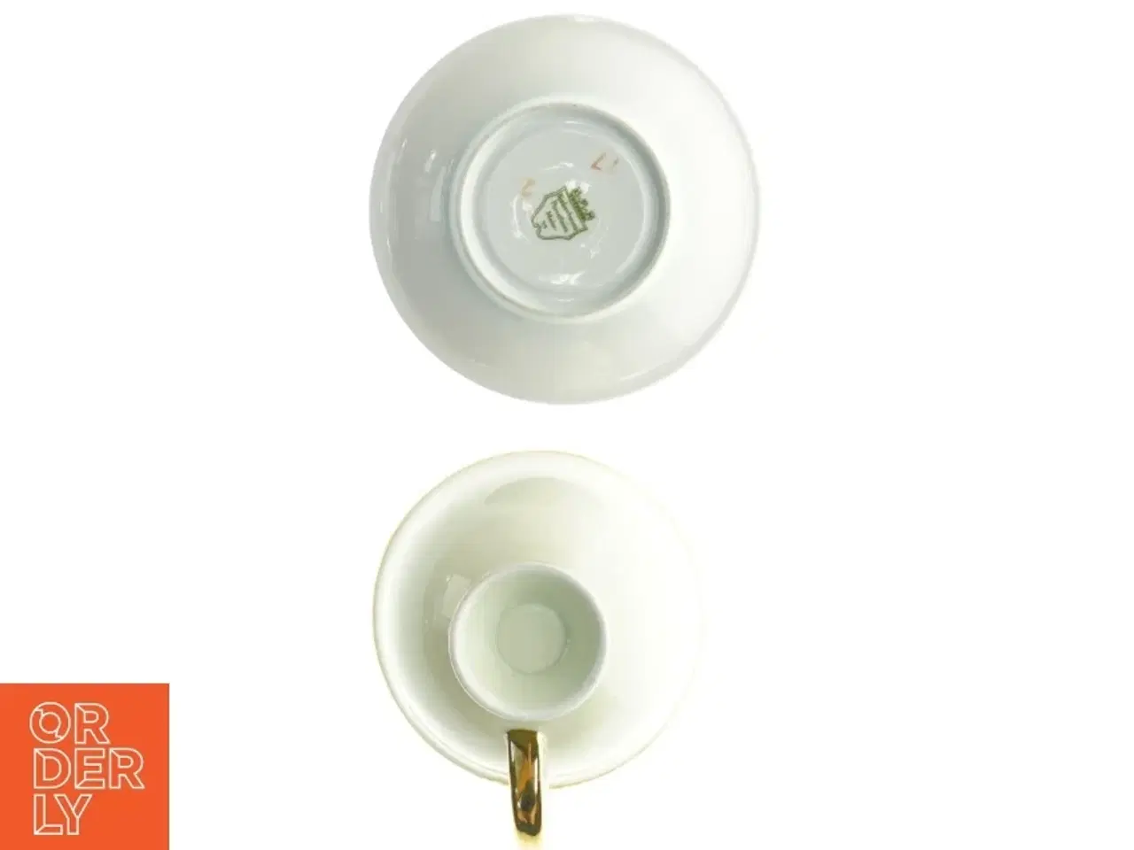 Billede 2 - Porcelænskop med underkop fra Kjøbenshavn Porcellains Maleri (str. Kop 12 x 10 x 5,5 cm underkop 11,5 x 2 cm)