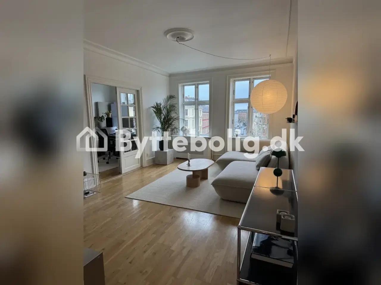 Billede 3 - Stor lys lejlighed 300 meter fra søerne