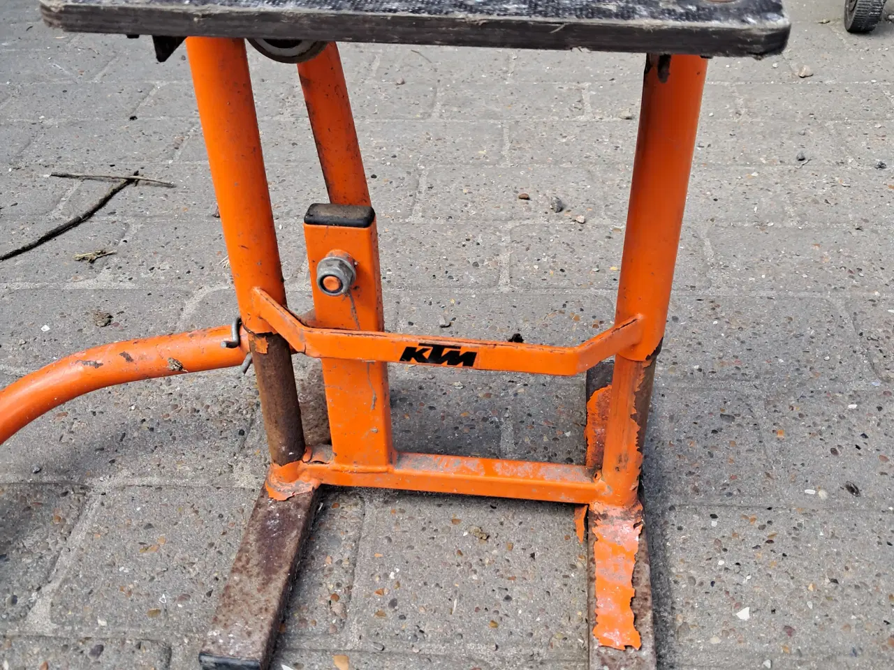 Billede 2 - Knallert og scooter lift