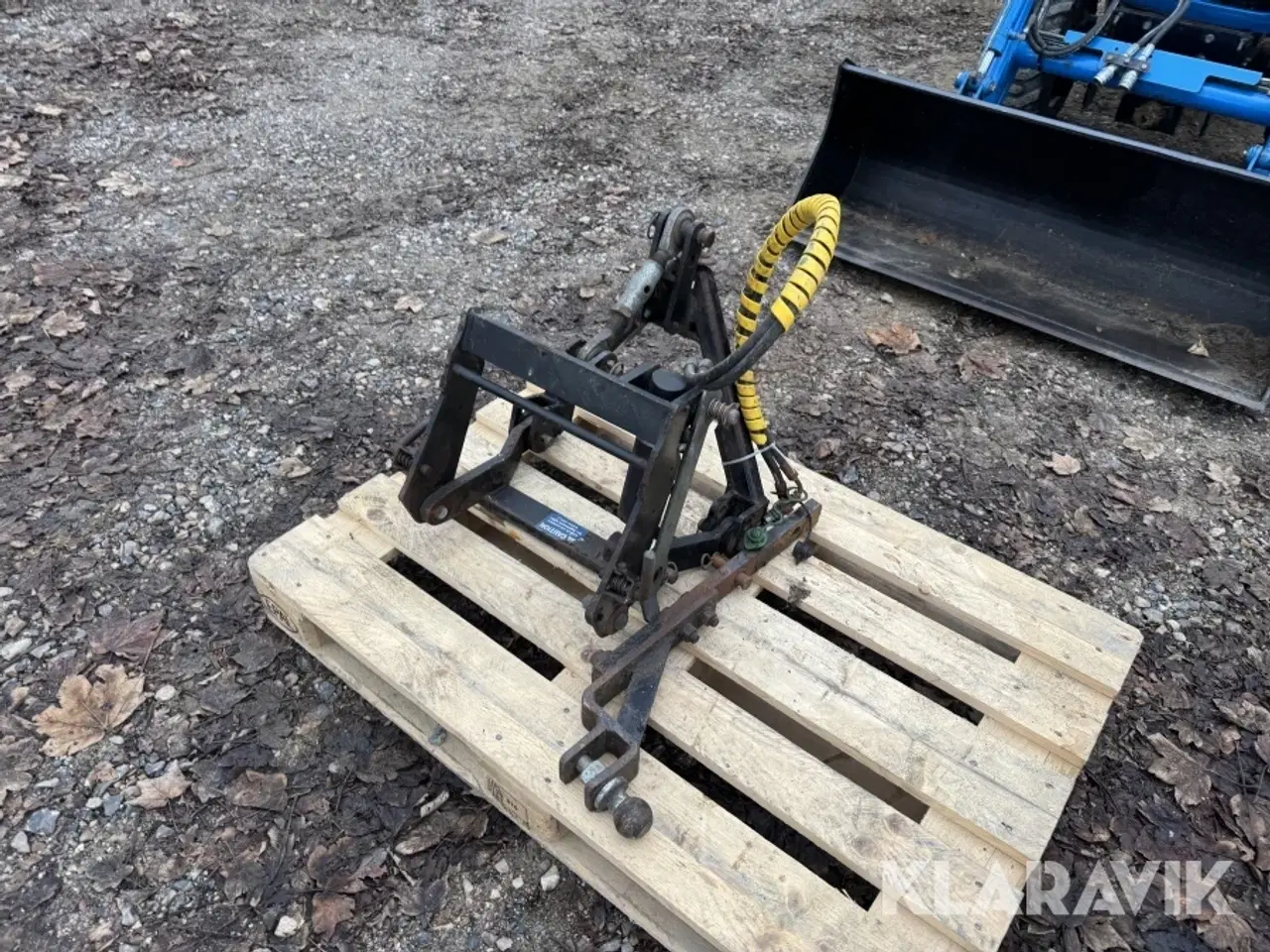 Billede 10 - Traktor LS J27 med frontlæsser